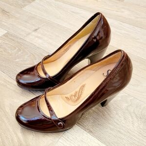 Sofft Womens Miranda Chianti Heels Business Casual Office Classic Chic Size 7